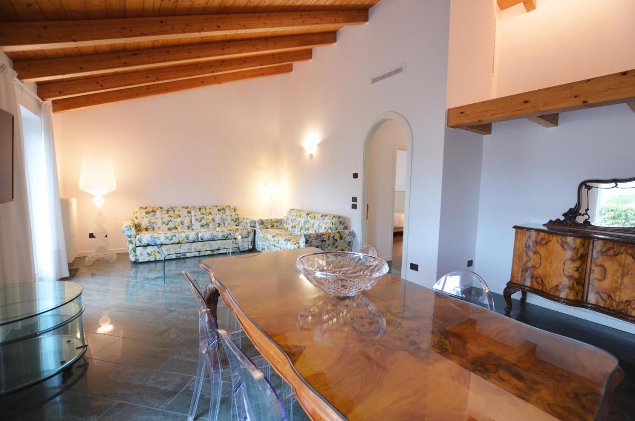 ריבה דל גארדה Attic Suite Palme מראה חיצוני תמונה