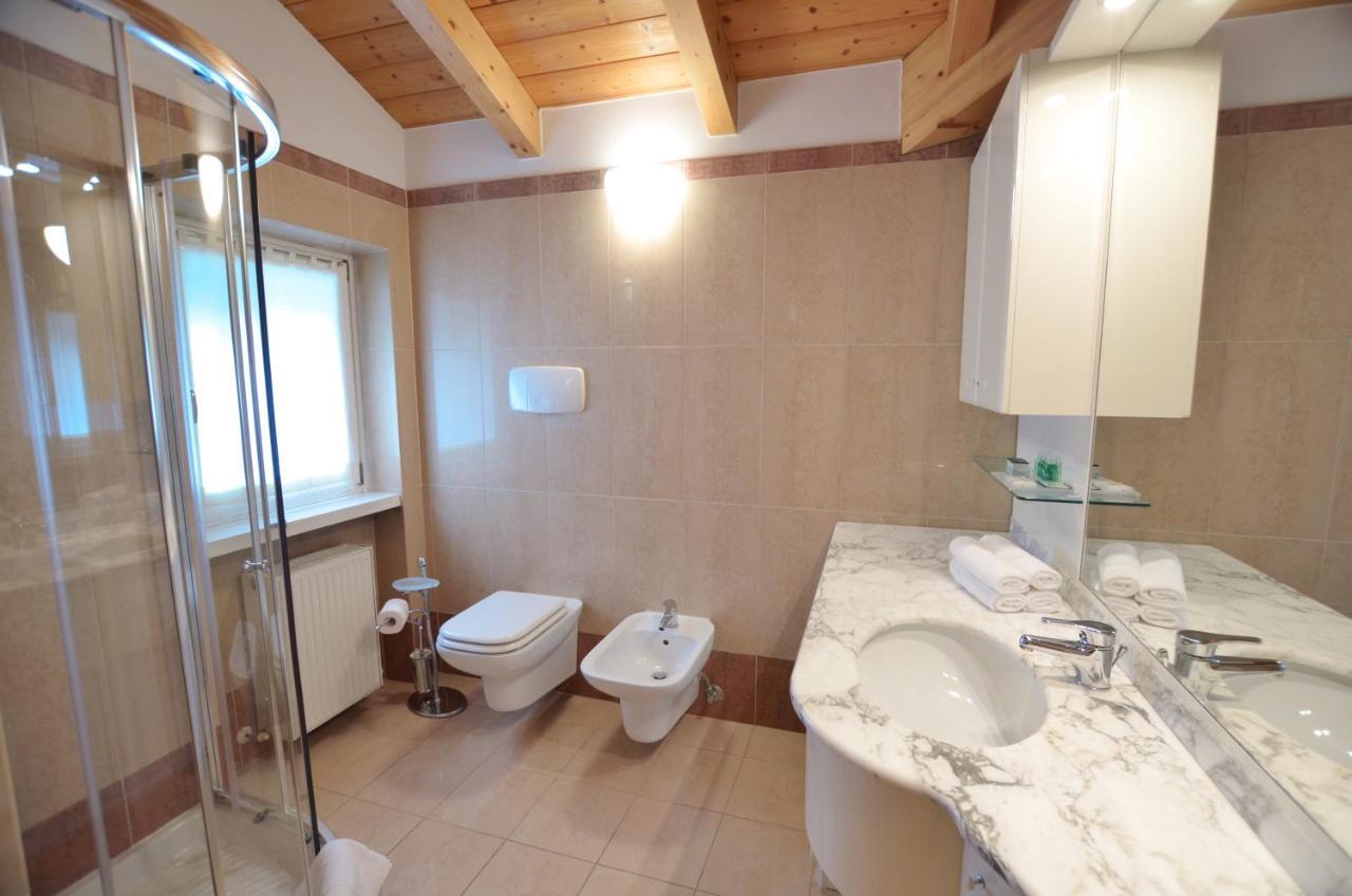 ריבה דל גארדה Attic Suite Palme מראה חיצוני תמונה